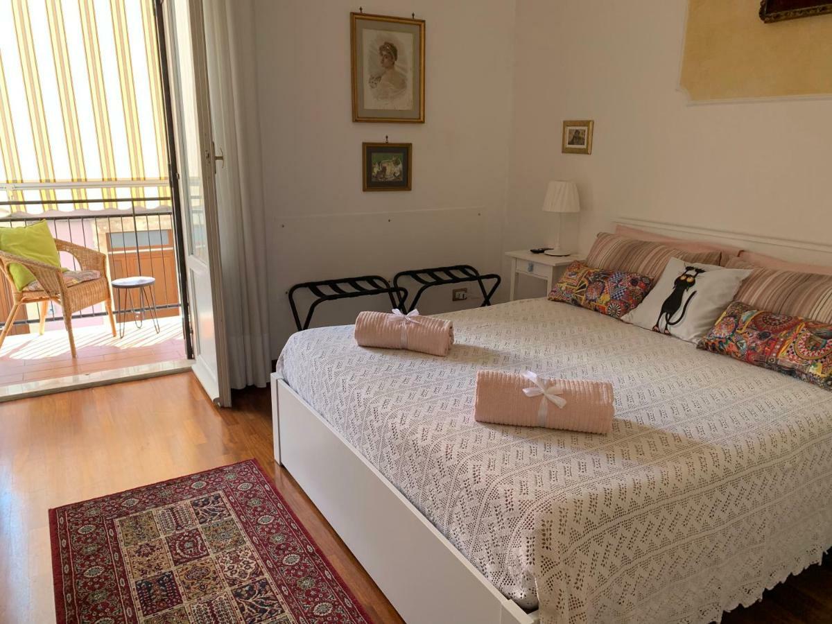 Il Gatto E La Volpe Bed & Breakfast Сиракуза Екстериор снимка